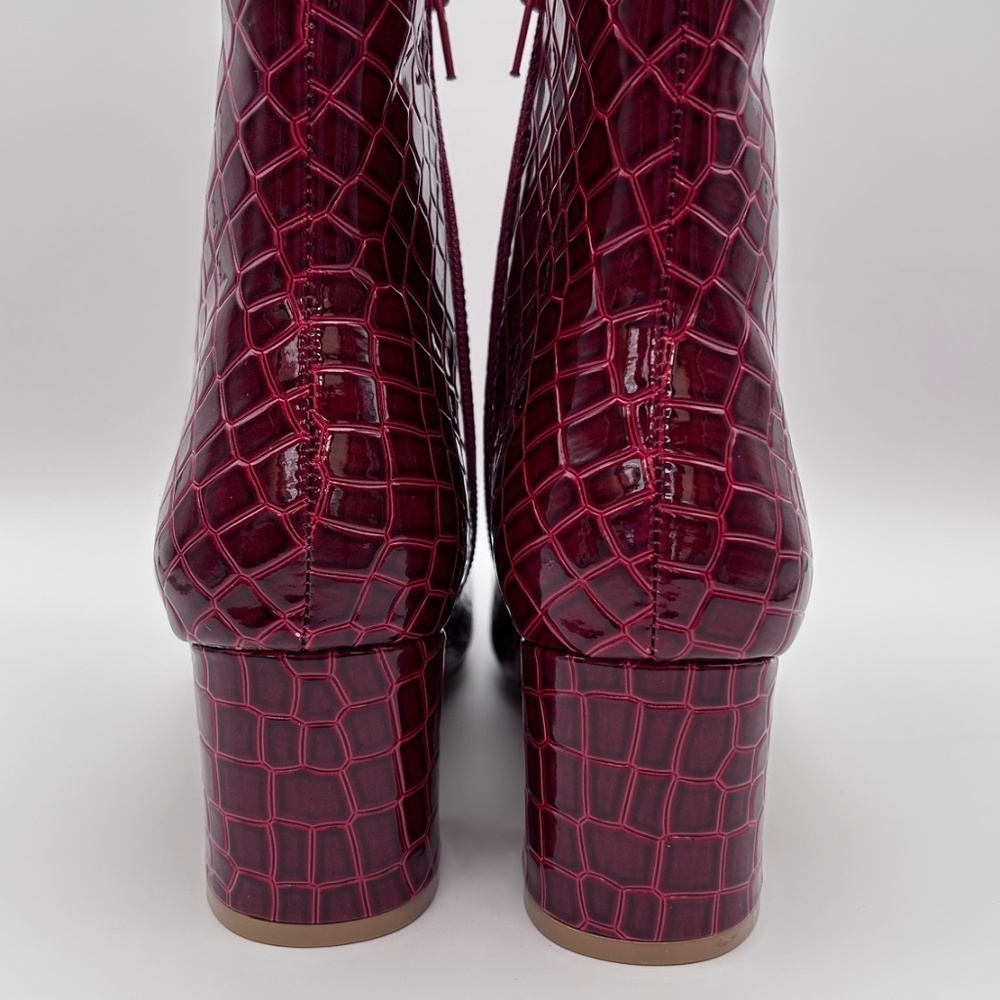 Nightlife Ankle Boot by Sugar in a Red Crocodile Women's Size 8 - Picture 4 of 7